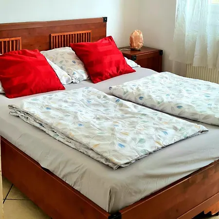 Buda Life Apartment *